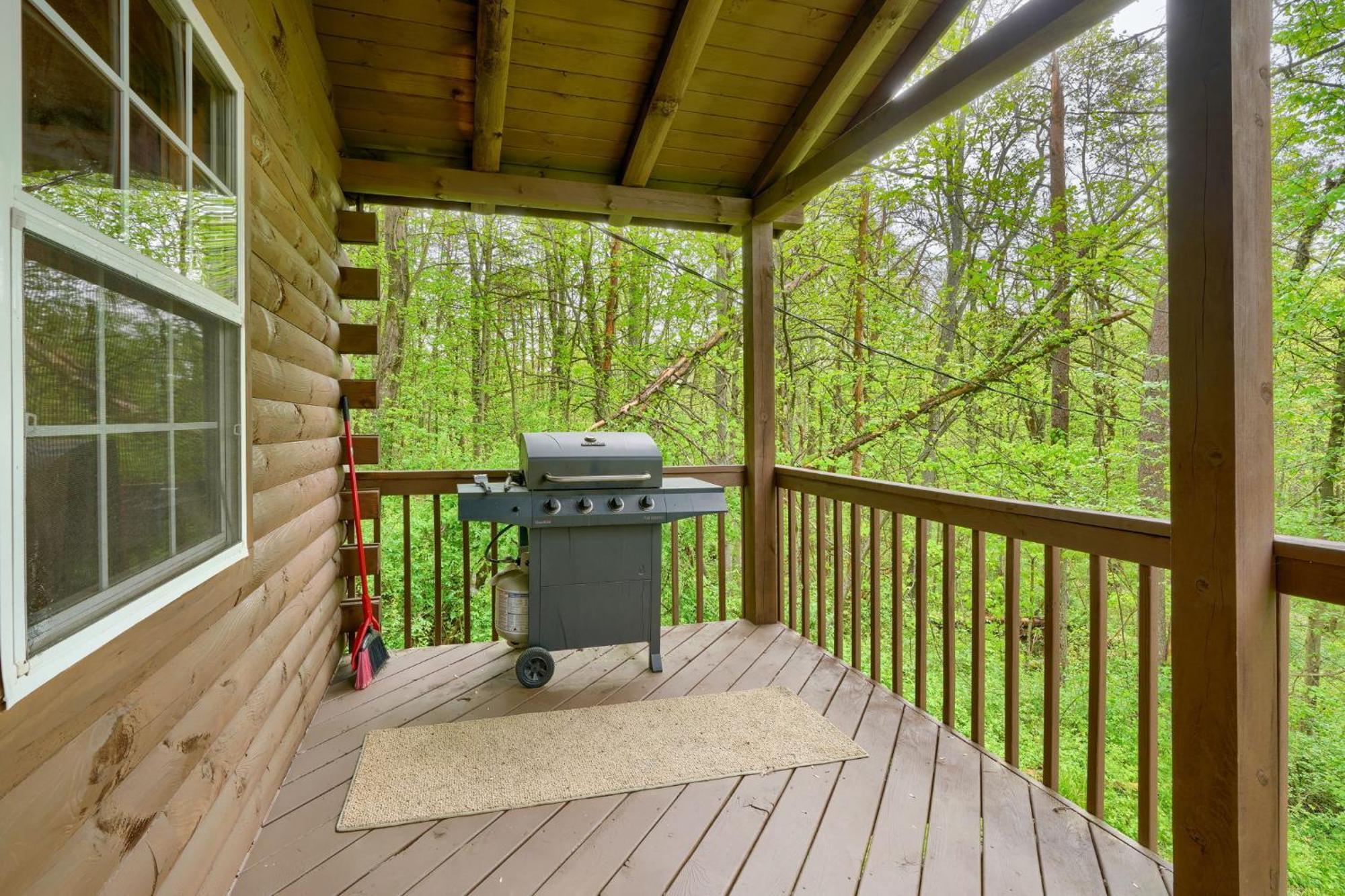 Blue Rose Cabins - Rosebud Cabin Logan Exterior photo